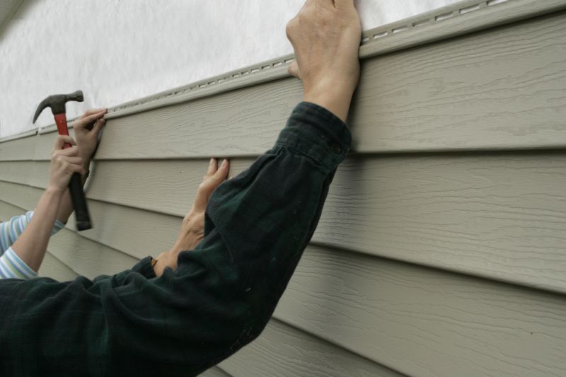Vinyl Siding Repair - Image 10