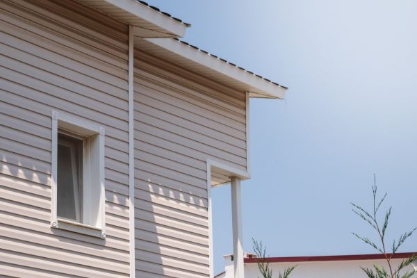 Cost of Vinyl Siding Hole Repair in Bethlehem